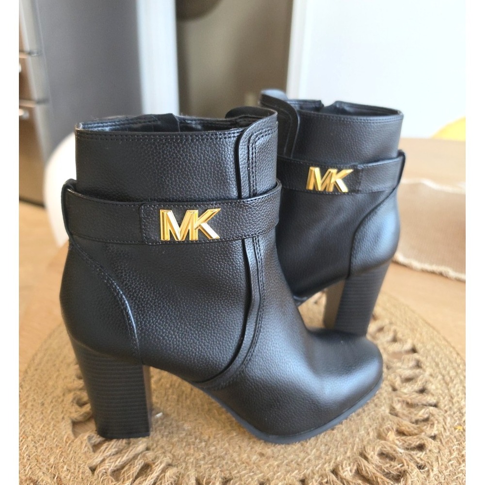 MICHAEL Michael Kors Jilly Black Faux Pebbled Leather Ankle Boots US 9M - Picture 2 of 11